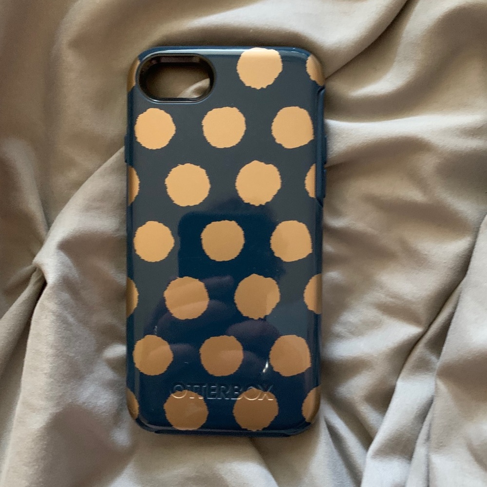 Otterbox case for iPhone 7/8
